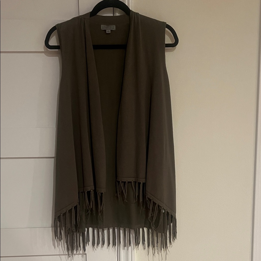 Joseph A Fringe Olive Green Open Front Long Vest with Fringe Size Small EUC